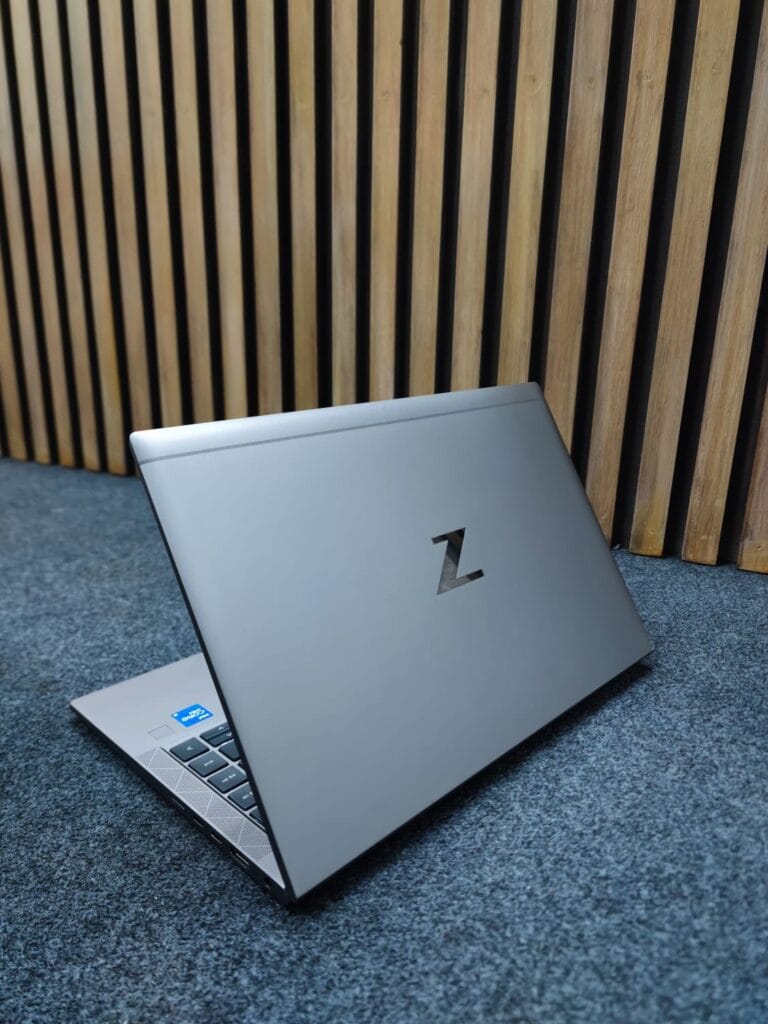 hp zbook firefly 14 g8 back side view